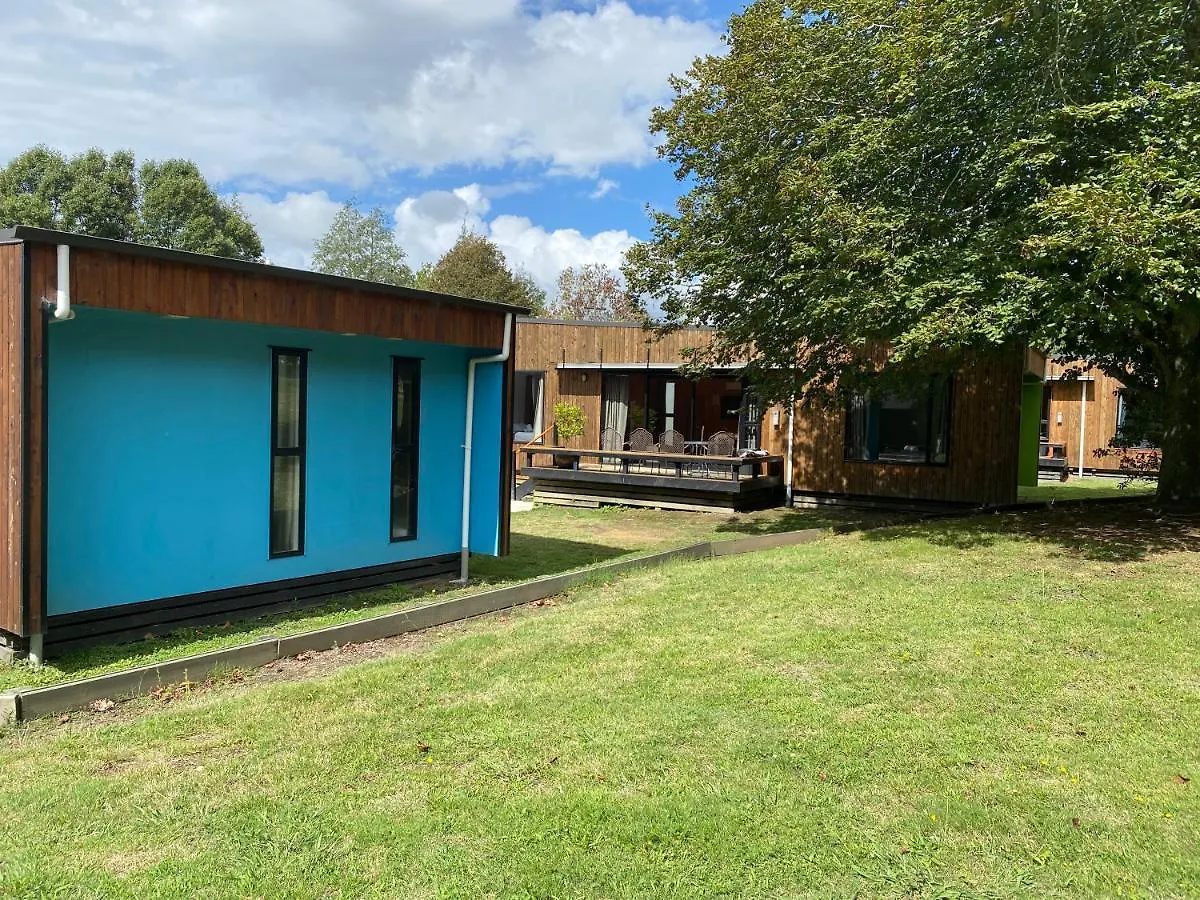 Rotorua Thermal Holiday Park 4*,  New Zealand